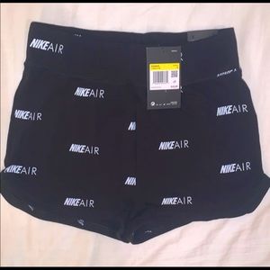 Nike women slim fit shorts
